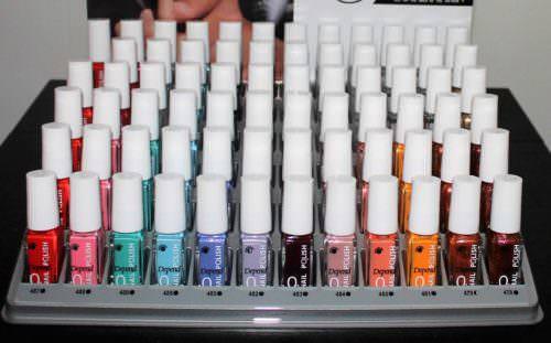 Nagellak Depend O2 (zuurstof doorlatende nagellak).